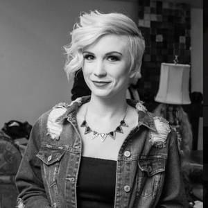 Meet your Posher, Olivia